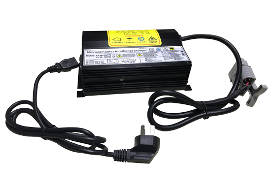 LQ-BQ003-24V20A免維護(hù)電池充電器